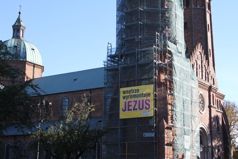 Konferencja prasowa o remoncie kaplicy królewskiej