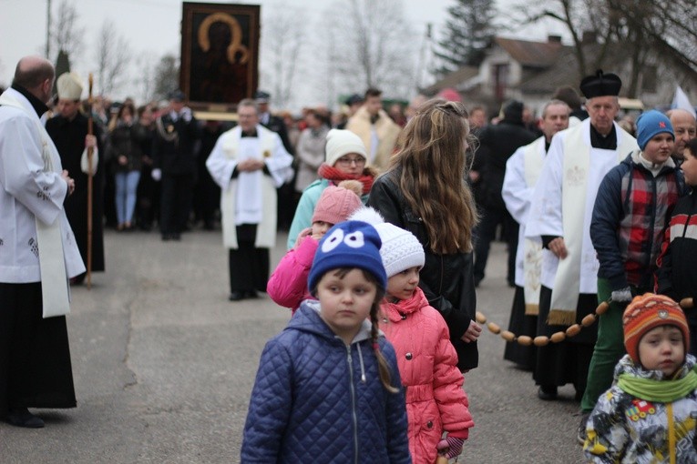 Święcieniec. Nawiedzenie w parafii św. Wincentego i Anastazego
