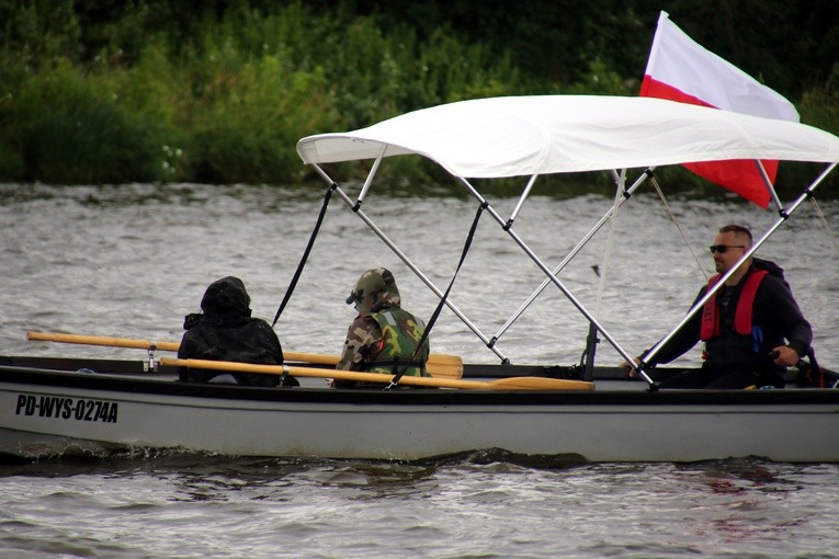 Płock. Pielgrzymka wodniaków