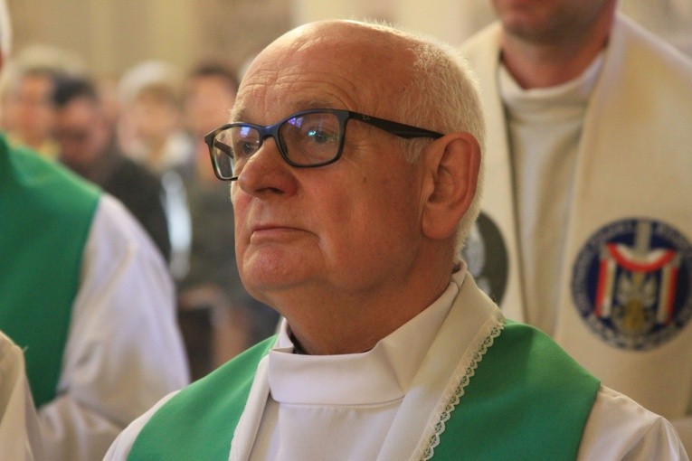 Byli alumni-żołnierze w Pomiechowie