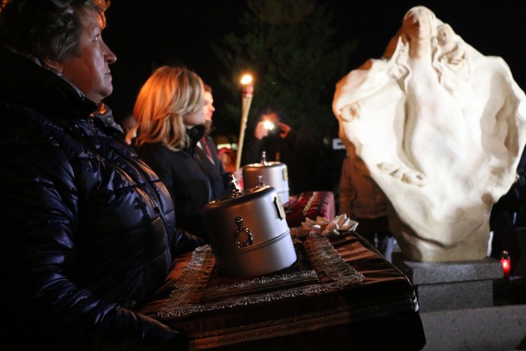 Pochówek dzieci utraconych w Przasnyszu