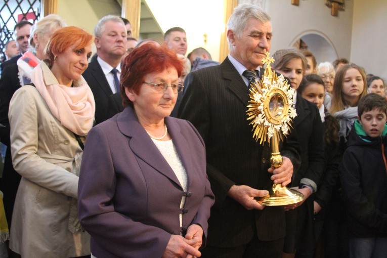 Okalewo. Nawiedzenie w parafii Matki Boskiej Szkaplerznej
