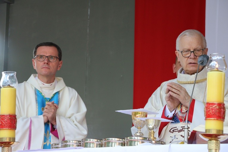 Koronacja w Smardzewie. Część I