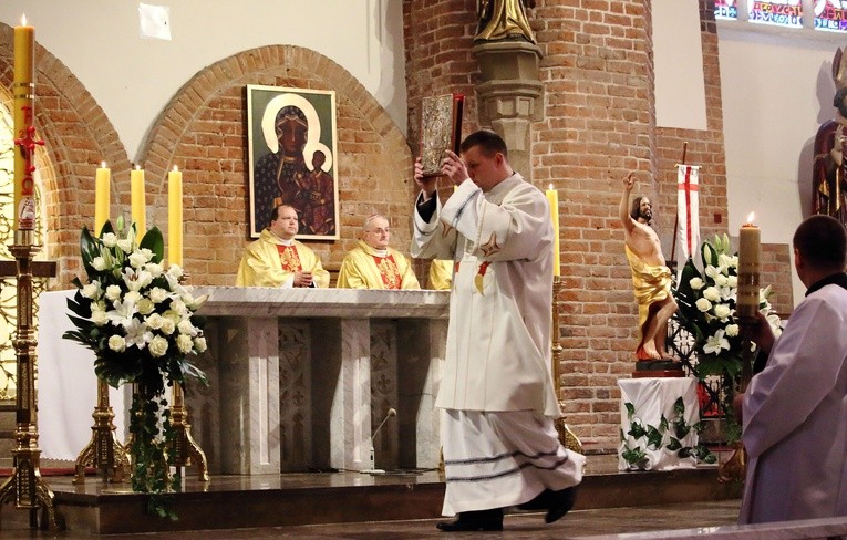 Msza św. dziękczynna w katedrze św. Mikołaja