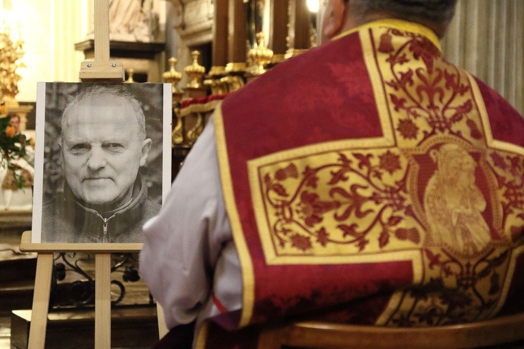 Pogrzeb ks. Mieczysława Turka - Msza św.