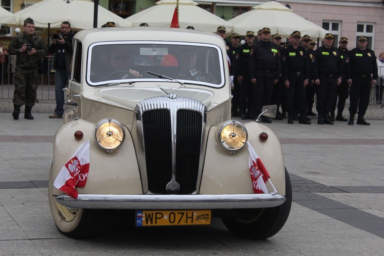 95 lat z Krzyżem Walecznych