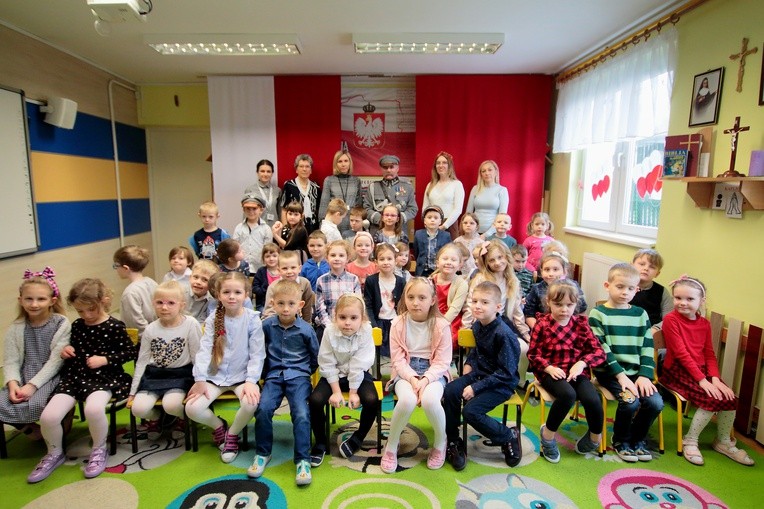 Imieniny marszałka w przedszkolu