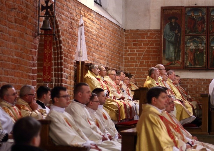 Powrócić do daru święceń
