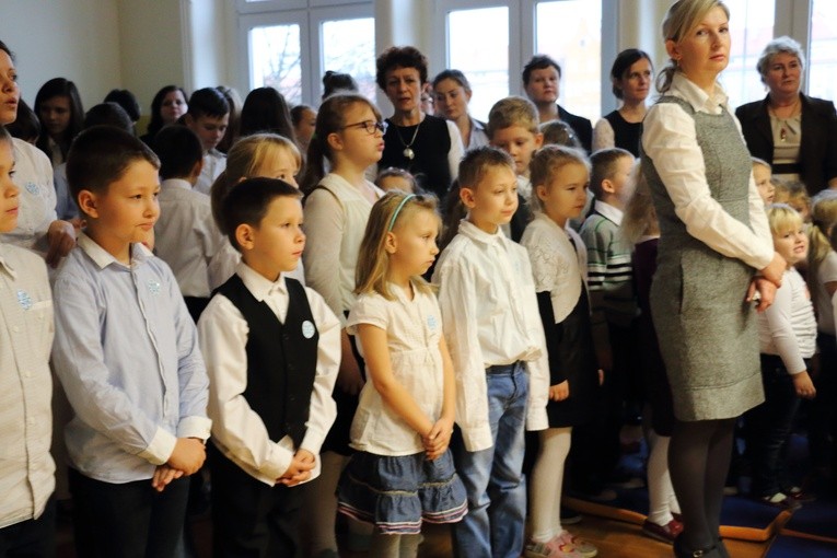 Symbole ŚDM - Stowarzyszenie Przyjaciół Szkół Katolickich