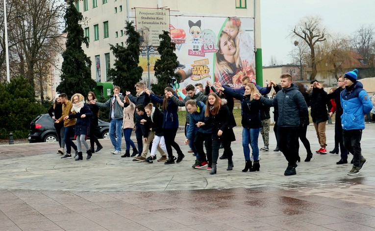 Polonez na placu Jagiellończyka