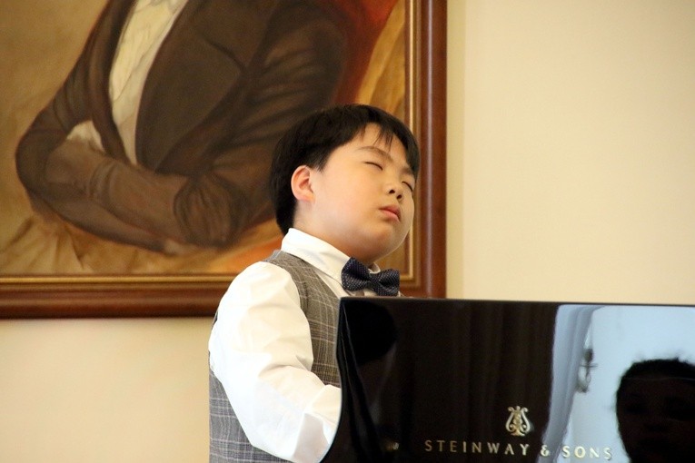 Szafarnia. 30. Konkurs pianistyczny