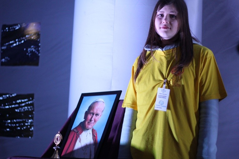 Brama Miłosierdzia młodych