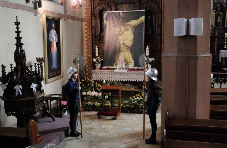 Groby Pańskie w diecezji elbląskiej 