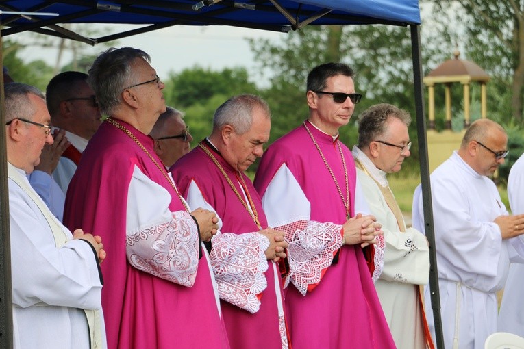 Ciechanów. W rocznicę beatyfikacji biskupów męczenników