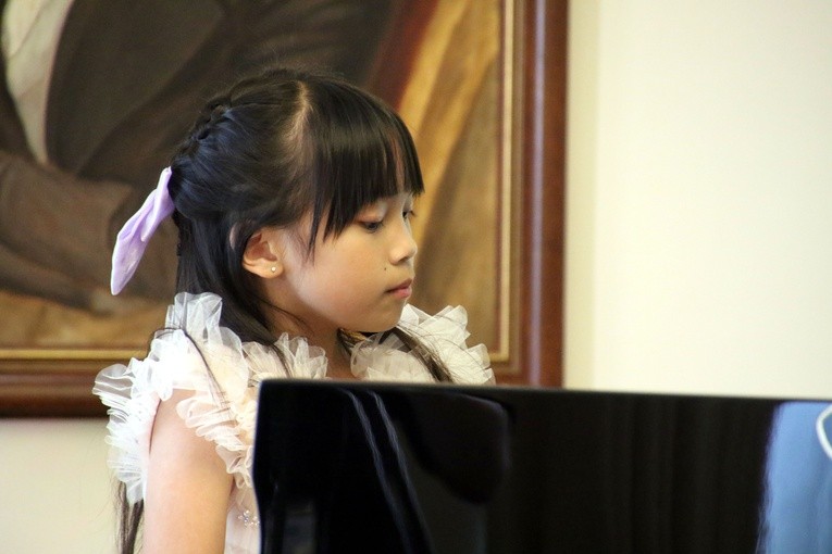 Szafarnia. 30. Konkurs pianistyczny