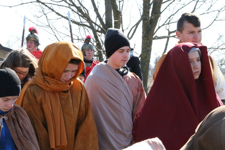 Droga Krzyżowa w Bogatem