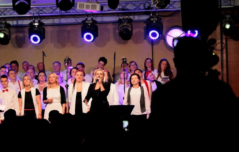 Gospel nad Jeziorakiem 