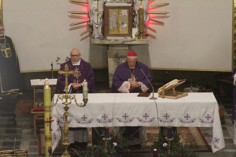 Stara Biała. Pożegnanie śp. ks. Jerzego Godlesia (1952-2020)