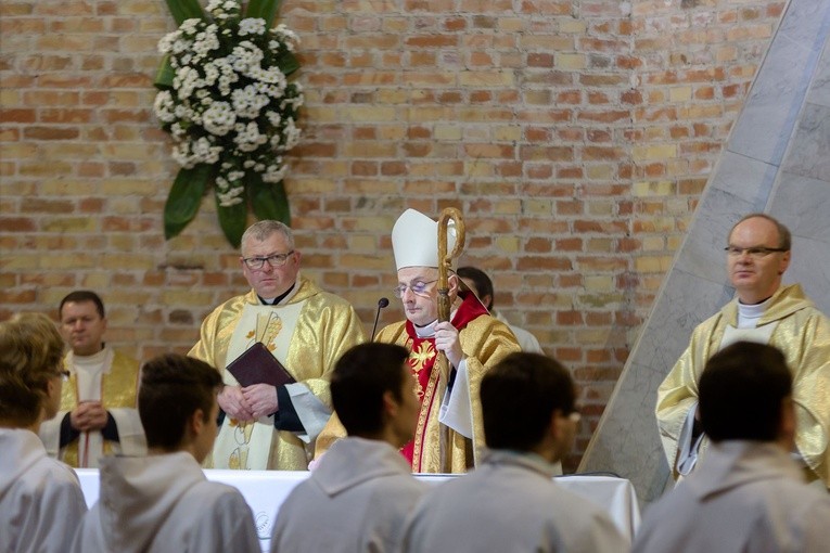 Symbole ŚDM - parafia św. Jerzego