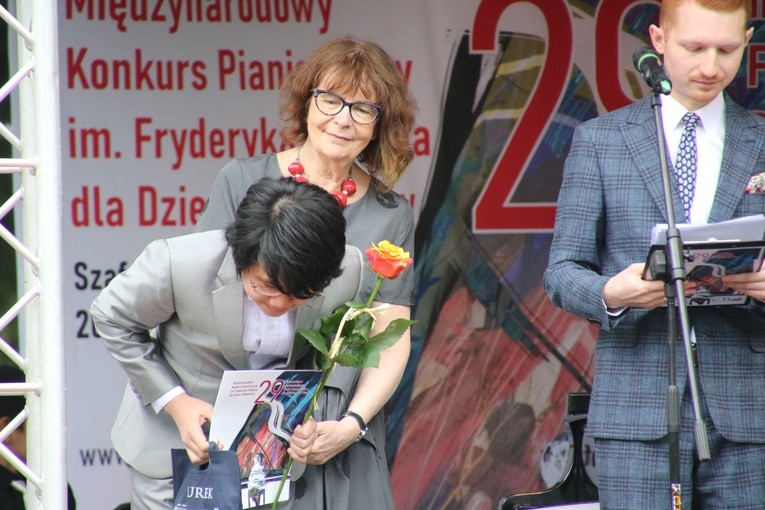 Szafarnia. Finał konkursu pianistycznego