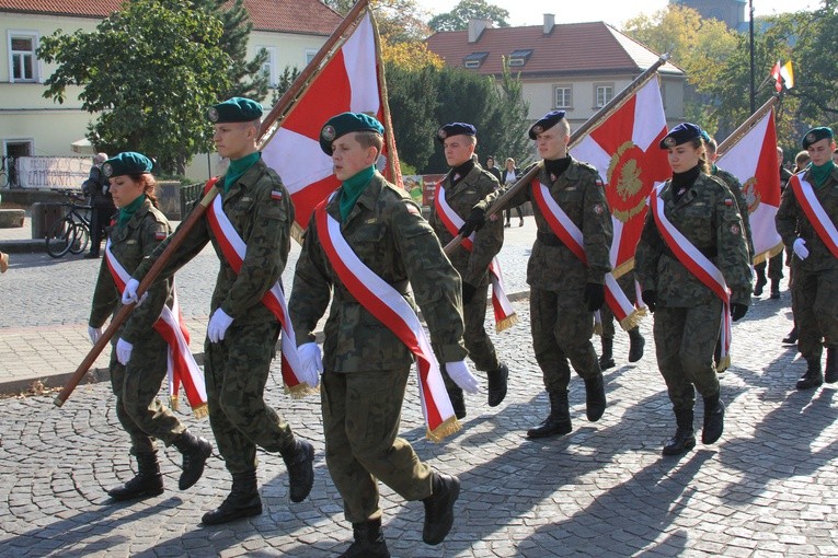 Ślubowanie w szkołach PUL w Płocku