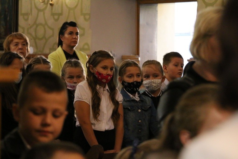 Uroczystości w SP im. Kardynała Stefana Wyszyńskiego w Siedlinie