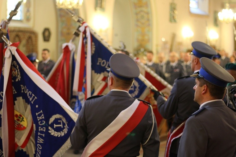 Sztandar dla policji w Przasnyszu