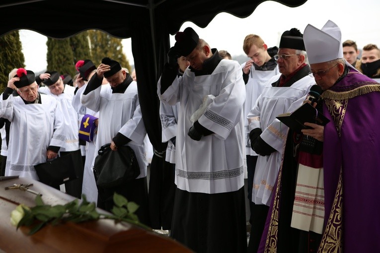 Pogrzeb ks. kan. Zygmunta Ignatowskiego