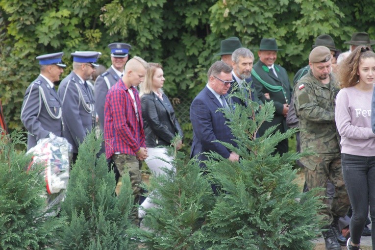 Myśliwi w Malużynie