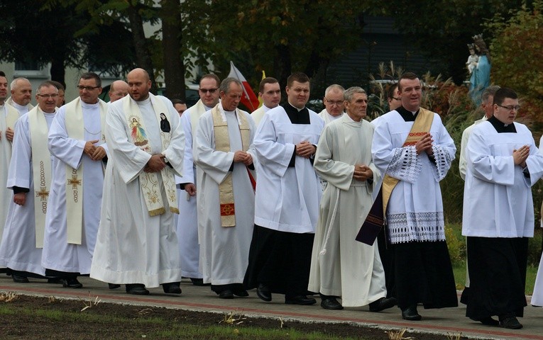 Poświęcenie kościoła Matki Bożej Fatimskiej i św. Jana Pawła II 