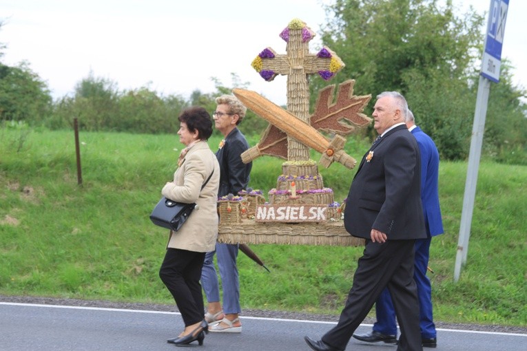 Karniewo. Dożynki diecezjalne cz. 1