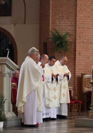 Uroczyste wprowadzenie bp. Adama Wodarczyka i Kanoników Kwidzyńskiej Kapituły Konkatedralnej