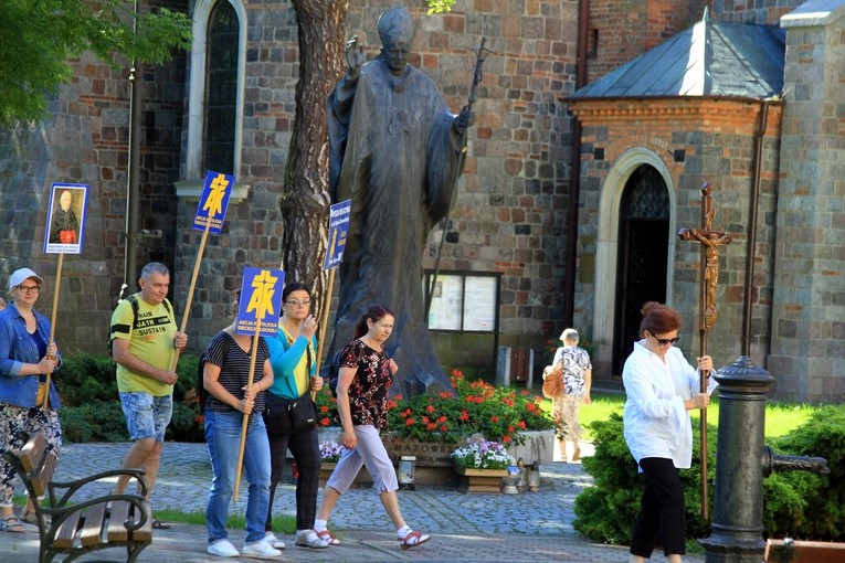 Płock. Pielgrzymka do Słupna