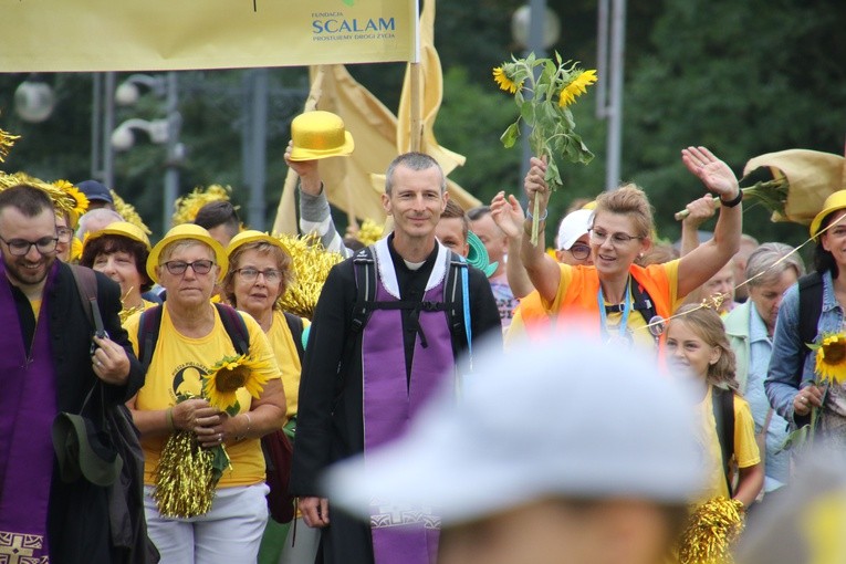 Pielgrzymka. Wejście na szczyt - cz. 2