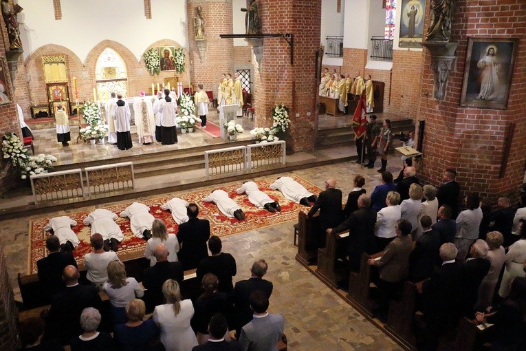 Święcenia diakonatu 