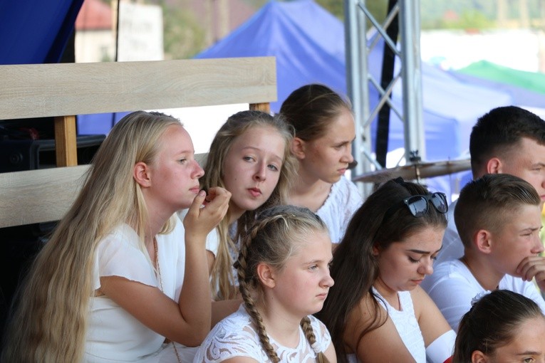 Koncert patriotyczny w Dąbrowie