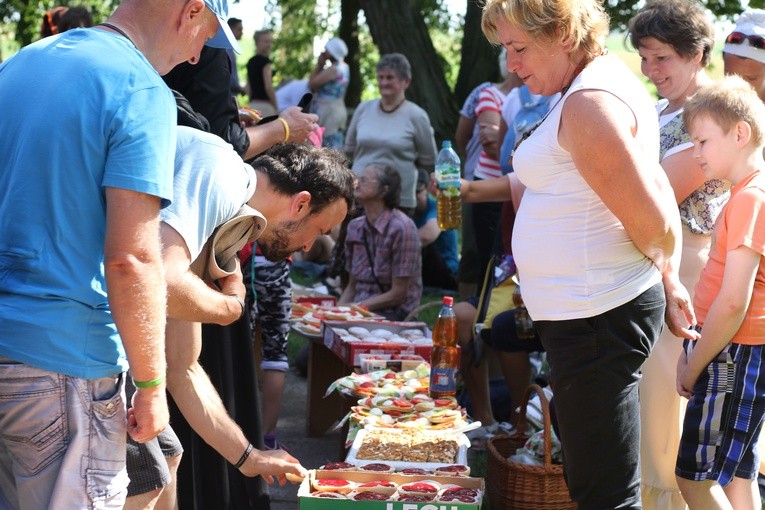 Pielgrzymka do Niepokalanowa. Rębowo