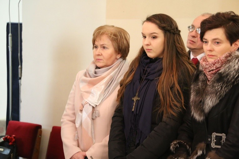 Bierzmowanie w Karniewie