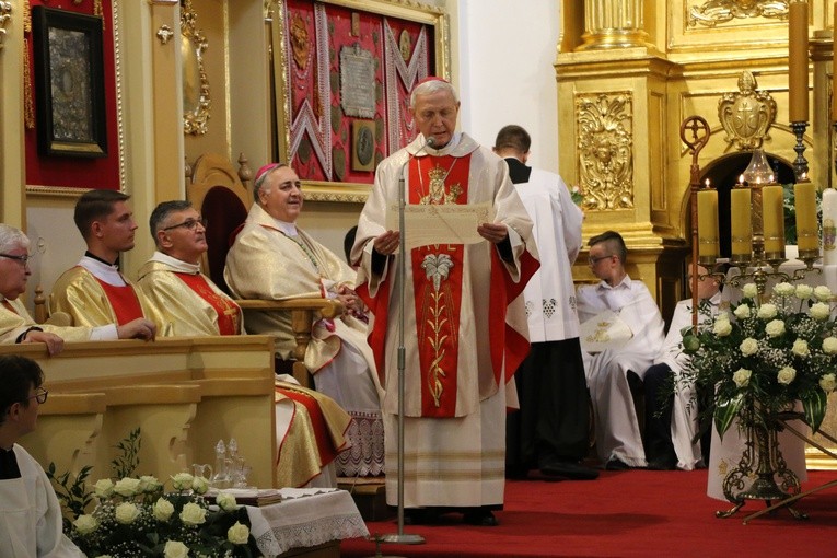 Czerwińsk. 50. rocznica koronacji obrazu Matki Bożej, cz. I
