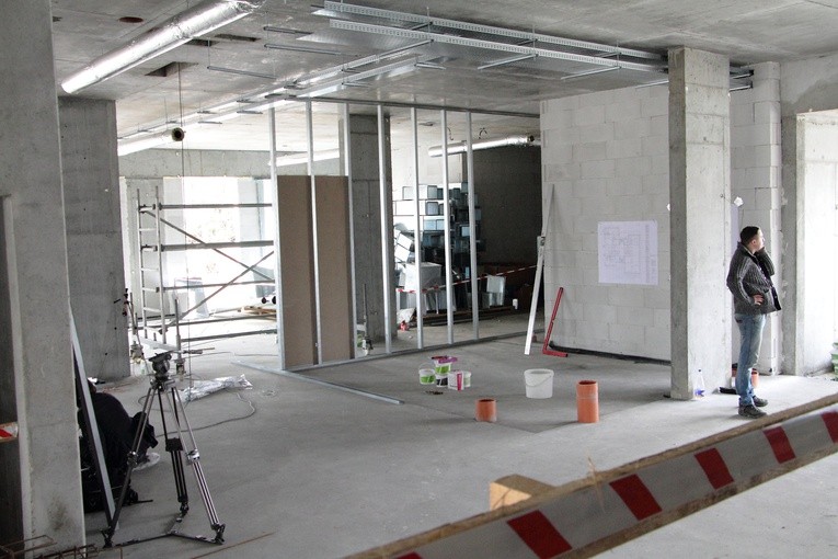 Dom Ronalda McDonalda - półmetek budowy