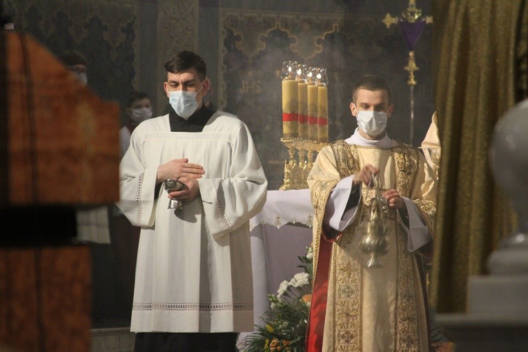 Płock. Msza Wieczerzy Pańskiej