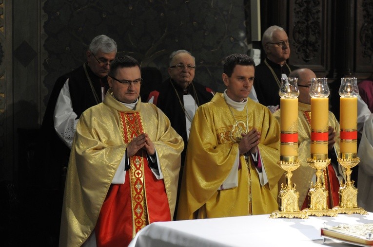 Święcenia biskupie w Płocku - cz. 1
