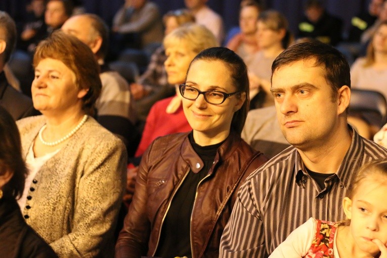Koncert "Małych Karniewiaków"