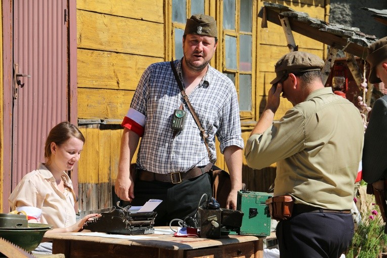 Rekonstrukcja powstania '44 w Raciążu