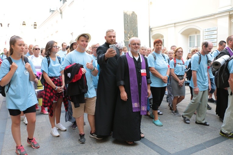 Pielgrzymka 2018. Wejście na Jasną Górę. cz. 2