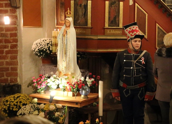 Poświęcenie pomnika w Próchniku