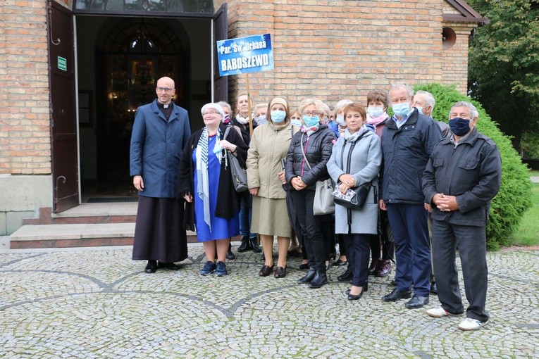 Smardzewo. Różańcowi pielgrzymi