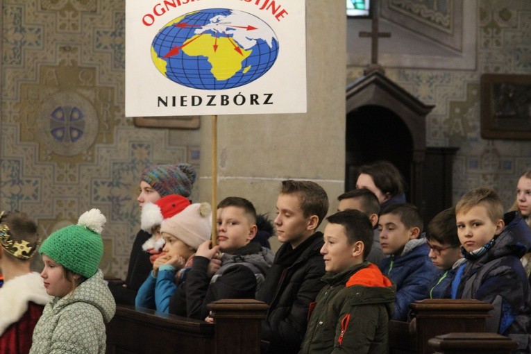 Mali kolędnicy w Płocku