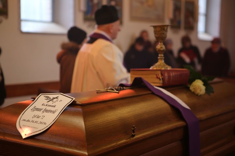 Pogrzeb ks. kan. Zygmunta Ignatowskiego