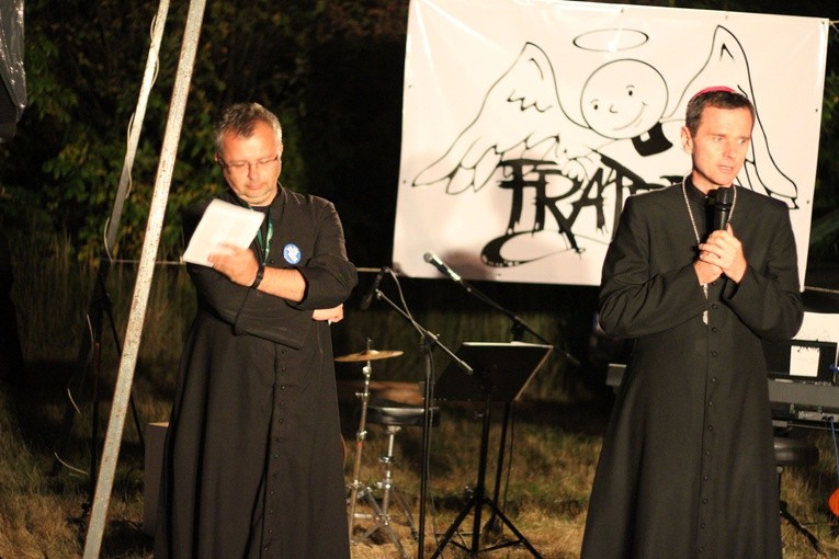 Pielgrzymka. Apel Jasnogórski w Wierzchowisku